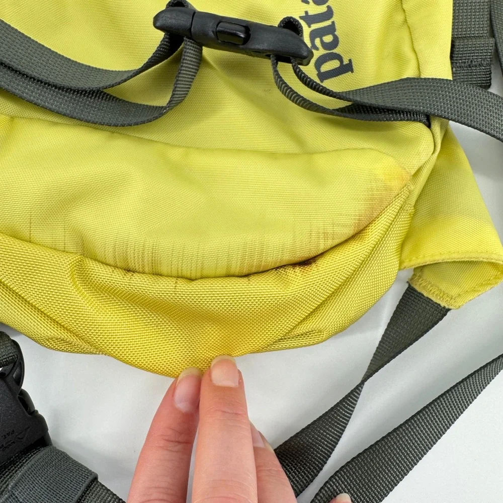Patagonia Atom Sling Bag Yellow One Shoulder Backpack Crossbody Hiking Travel